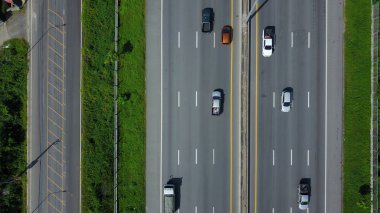 Ekspres kırsal genelinde havadan görünümü