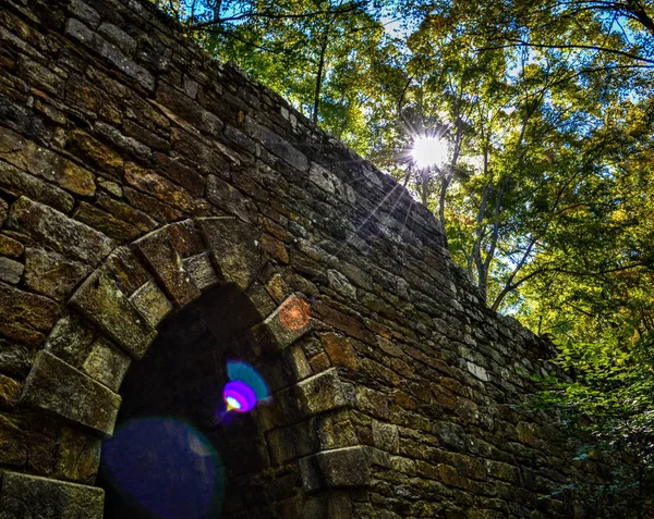 Stone Arched Bridge Sunburst — Stock Photo, Image