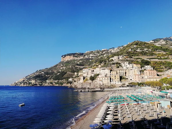 Minori Italia Costa Amalfitana Vista Ciudad Montañas Playa — Foto de Stock