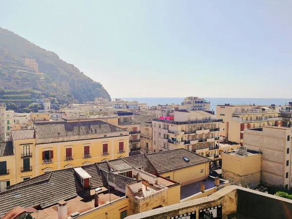 Maiori Włochy Wybrzeża Amalfi Widok Miasto Góry Plaża — Zdjęcie stockowe