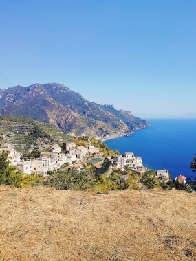 Italya 'da bir köy. Amalfi Sahili