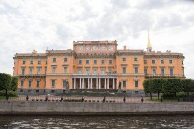 St. Petersburg, Rusya 'daki Mikhailovsky Kalesi manzarası