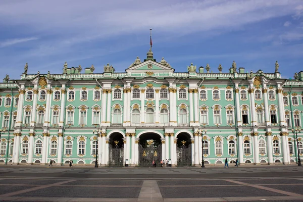 圣彼得堡冬宫和皇宫广场的景观 Hermitage Russia — 图库照片