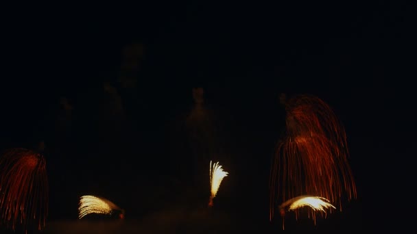 Feux d'artifice pendant la nuit de vacances, 4k