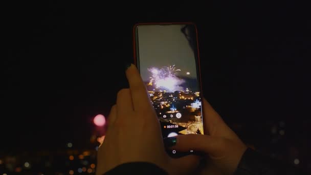 Fireworks Mobile Phone Holiday Celebration Background Smartphone Firework Hand — Stock Video