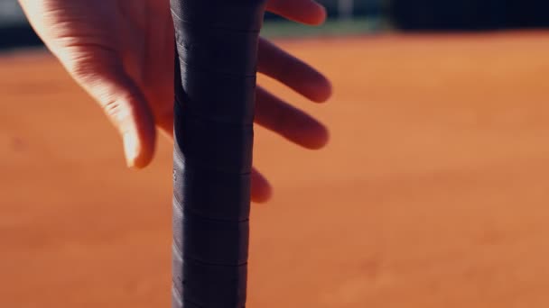 Giocatore Tennis Prendere Suoi Razzi Rallentatore 75Fps — Video Stock