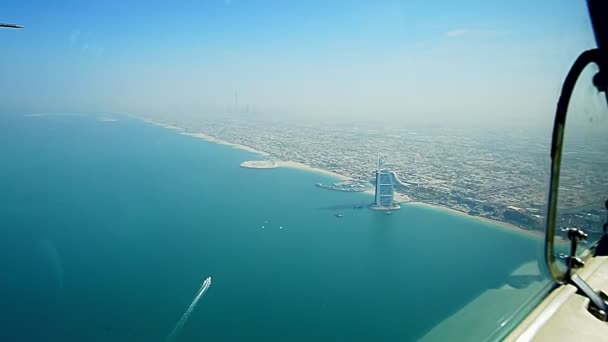 Luftaufnahme Der Küste Von Dubai Aus Dem Flugzeug Burj Arab — Stockvideo