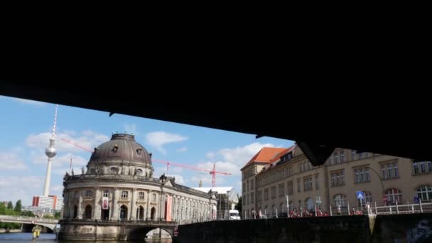 Vista Museo Bode Río Spree Berlín Alemania — Vídeos de Stock