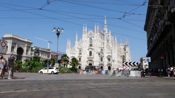 Milano Italia 2019 Tram Vicino Duomo Milano Duomo Milano Nella — Video Stock