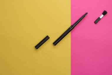 Siyah kaş ya da göz kalemi