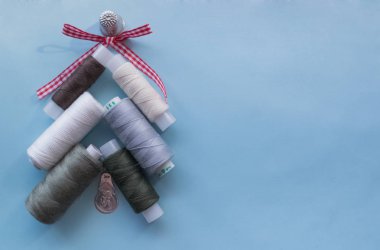 Noel ağacı iş parçacığının biriktiricileri yapılan