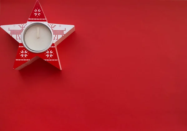 Estrela Castiçal Fundo Vermelho — Fotografia de Stock