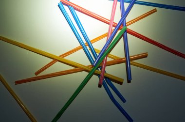 Durmak istimal plastik çöp, deniz üzerinde dur plastik kirliliği, tek kullanımlık plastik çöp içme ret