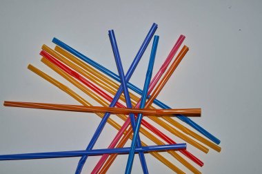 Durmak istimal plastik çöp, deniz üzerinde dur plastik kirliliği, tek kullanımlık plastik çöp içme ret.