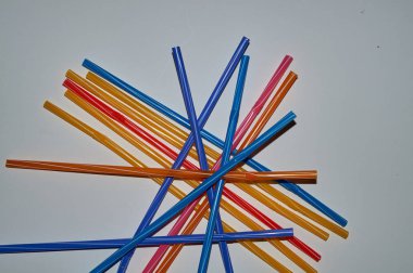 Durmak istimal plastik çöp, deniz üzerinde dur plastik kirliliği, tek kullanımlık plastik çöp içme ret.