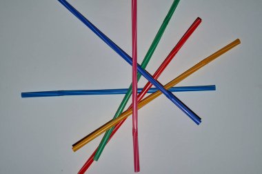 Durmak istimal plastik çöp, deniz üzerinde dur plastik kirliliği, tek kullanımlık plastik çöp içme ret.