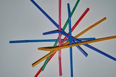 Durmak istimal plastik çöp, deniz üzerinde dur plastik kirliliği, tek kullanımlık plastik çöp içme ret.