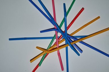 Durmak istimal plastik çöp, deniz üzerinde dur plastik kirliliği, tek kullanımlık plastik çöp içme ret.