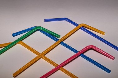 Plastik çöp, çöp farklı renklerde içme kullanmayı durdurma