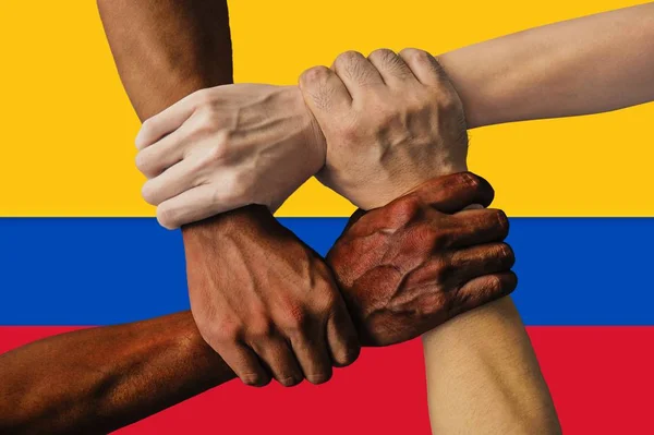 Colombia Flagga Mångkulturell Grupp Ungdomar Integration Mångfald Isolerade — Stockfoto