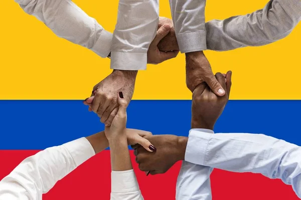 Colombia Bandera Grupo Multicultural Jóvenes Integración Diversidad Aislada — Foto de Stock