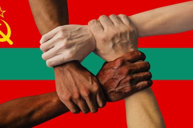 transnistria bayrağı, çok kültürlü gençlerin bir araya gelmesi.