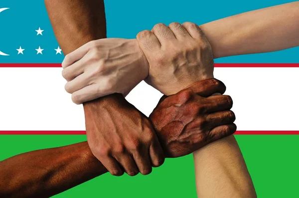 Bandera Uzbekistán Integración Grupo Multicultural Jóvenes — Foto de Stock