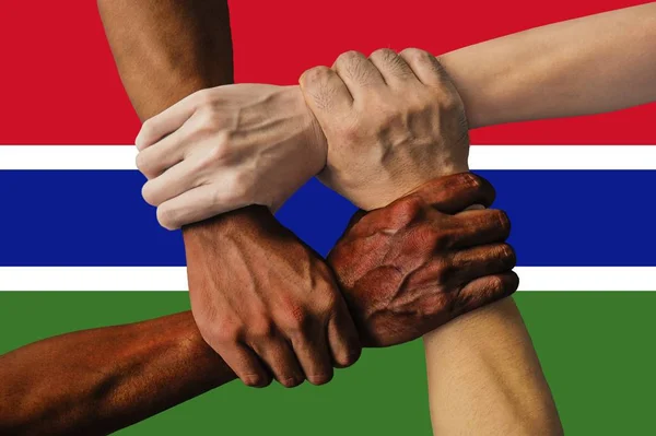 Vlajka Gambie Integrace Multikulturní Skupiny Mladých Lidí — Stock fotografie