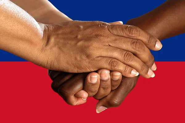 Flaga Liechtensteinu Integracja Wielokulturowym Grupa Młodych Ludzi — Zdjęcie stockowe