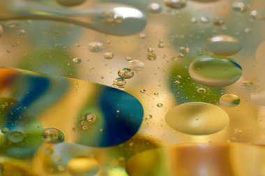 su soyut renkli kayan, sarı petrol düştü