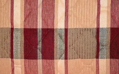 yatakta İskoç retro renk tartan yastıklar