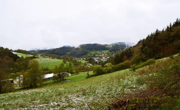 May, snowfall in spring in the Eifel in Germany — Stock Photo, Image