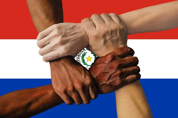 Σημαία της Παραγουάης, ενσωμάτωση μιας πολυπολιτισμικής ομάδας νέων — Φωτογραφία Αρχείου