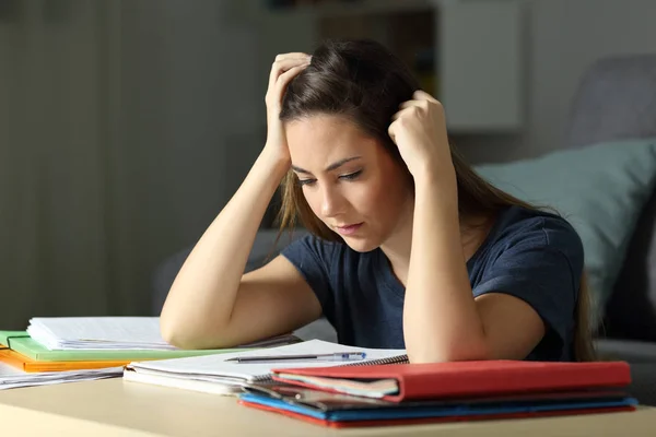 Student Memorizing Notes Late Hours Night Home — Stock Photo, Image