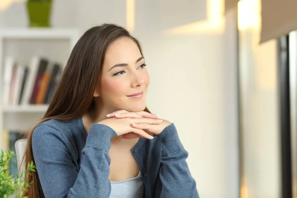 Confident Pensive Woman Looking Side Room Home — Stock Photo, Image