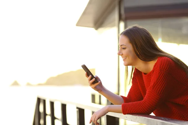 Side View Portrait Hotel Guest Vacation Consulting Smart Phone — Stock Photo, Image