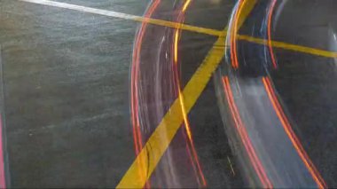 Kuala Lumpur gece zaman atlamalı trafik. Aralık 2018 Lumpur Malezya. Hareket zaman atlamalı. Timelapse kapatın. 