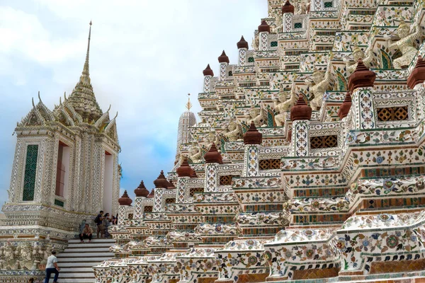 Wat Arun Bangkok Tailandia Noviembre 2017 Vista Lateral Del Templo —  Fotos de Stock
