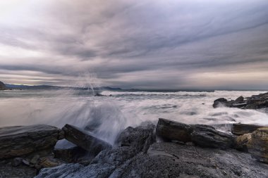 Sahilde gün batımı