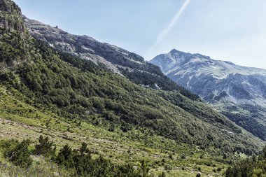 Pireneler 'deki manzara