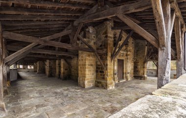 Bask Ülkesi kilisede