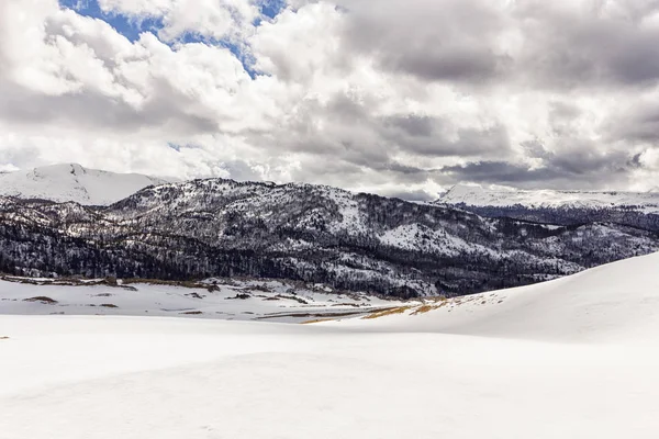 Paisaje Nevado Pirineos — Foto de Stock