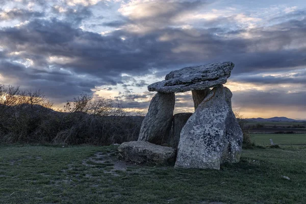 Dolmen Bask Ülkesi içinde