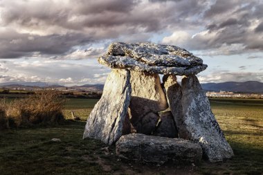 Dolmen salvatierra batımında içinde