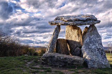 Dolmen salvatierra batımında içinde