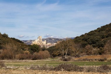 ortaçağ şehrinde kale