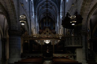 İspanya'da bir kilisenin iç