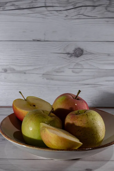 Green Apples White Table — Stock Photo, Image