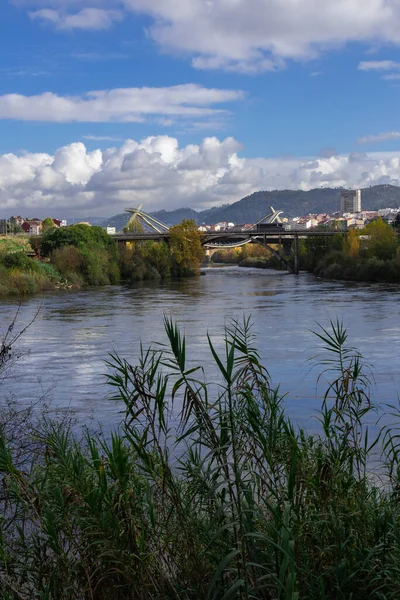 Moderní Most Městě Ourense — Stock fotografie