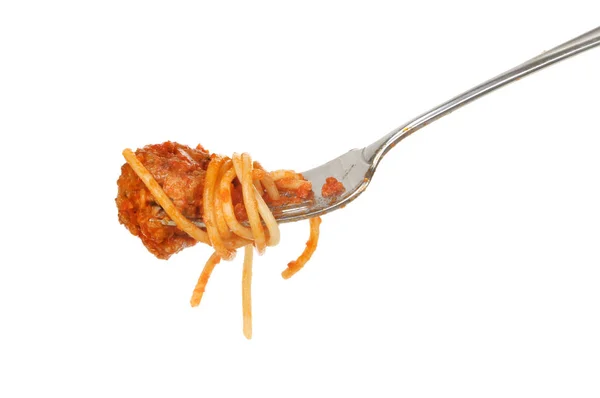 Spaghetti Gehaktbal Een Vork Geïsoleerd Tegen Wit — Stockfoto